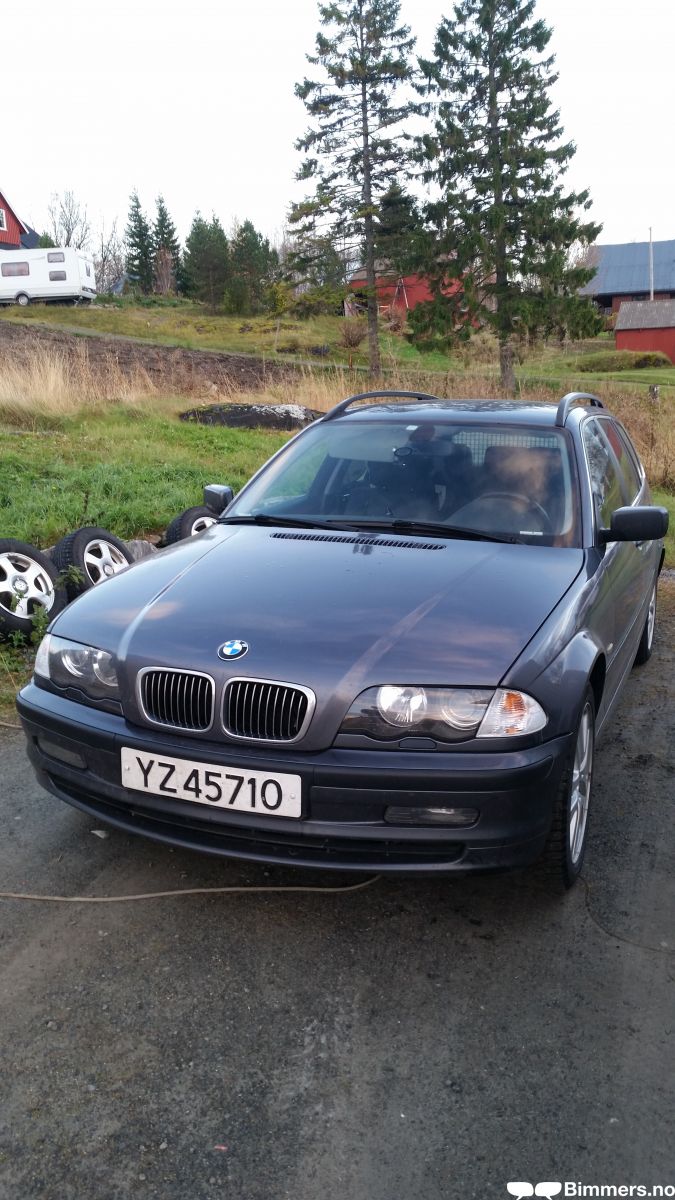 BMW E46 330XDA 2001