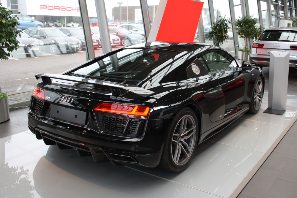 Audi_R8_V10_Plus_(_Gøteborg_).JPG