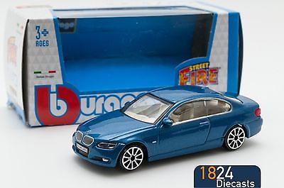 BMW E92 335i 2007 Blue (Burago 18-30137 (Scale 1.43).jpg