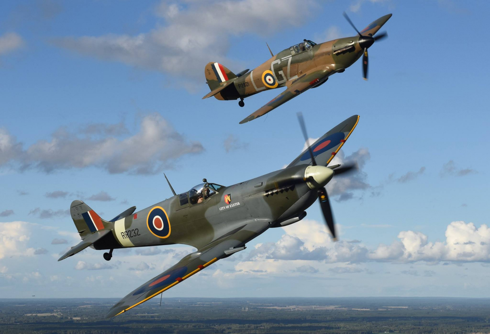 Supermarine Spitfire og Hawker Hurricane
