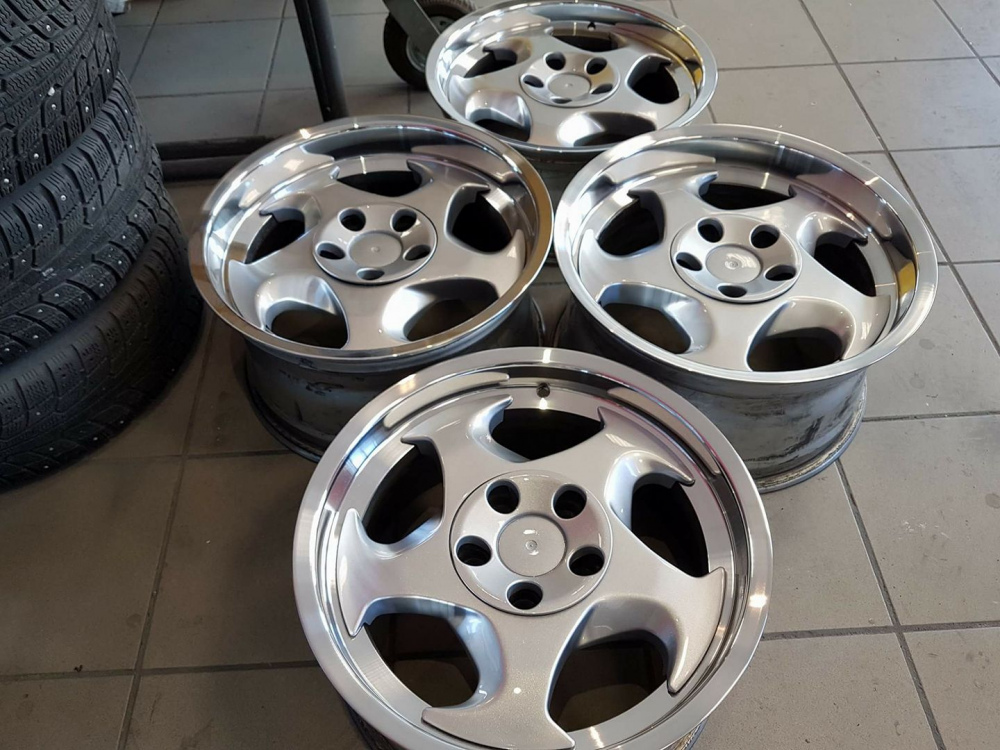 Originale E34 M5 - polering av kanter