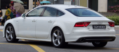 2011_Audi_A7_(4G)_3.0_TFSI_quattro_hatchback_(2016-01-07)_02.jpg