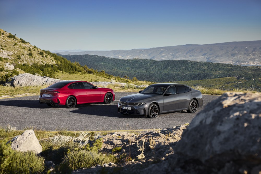 P90657625_highRes_the-new-bmw-3-series.thumb.jpg.bde8d1d0308e036695c4b831d5c7ac7f.jpg