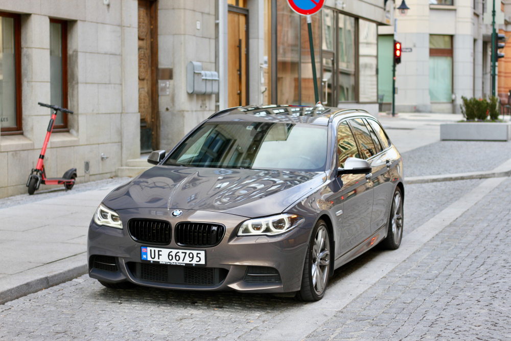 BMW SERIE 3 TOURING bmw-bmw-m550d-f10-f11-individual-tuning-keine